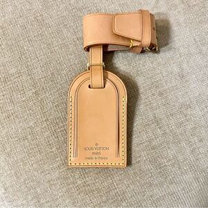 Louis Vuitton Travel Tag and Poignet 10-4